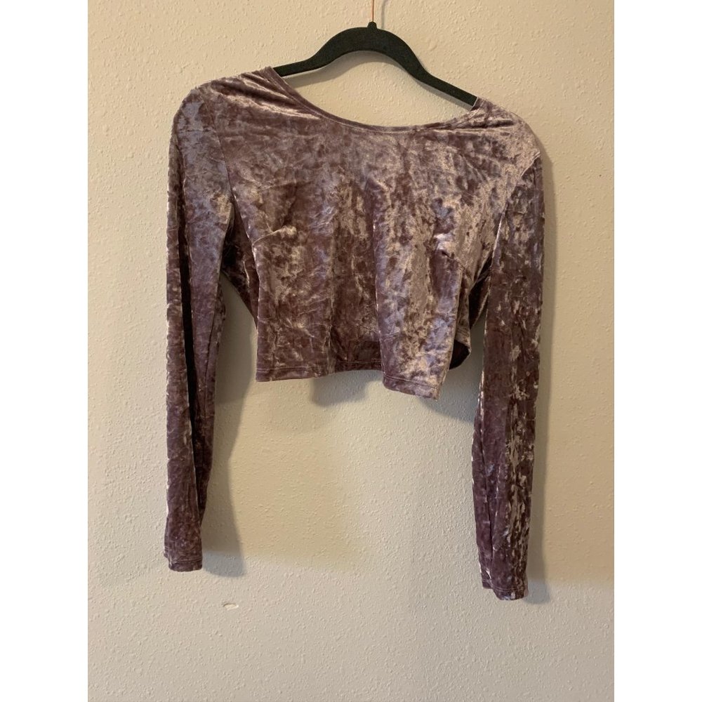 Women’s Charlotte Russe Velvet Crop